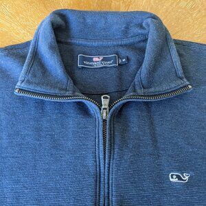 Vineyard Vines men's crewneck sweater--size medium